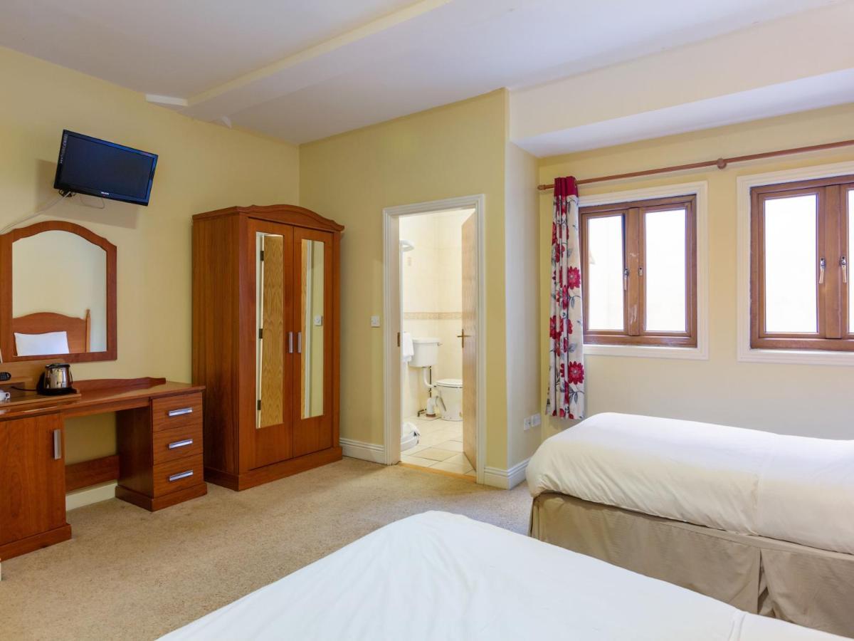 Tudor House Guest House 던가반 외부 사진
